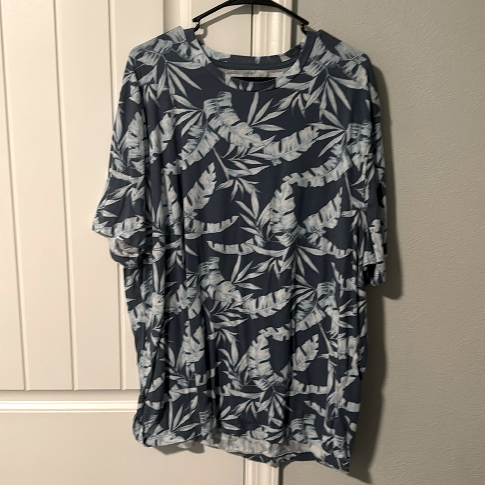 Old Navy Hawaiian Tee